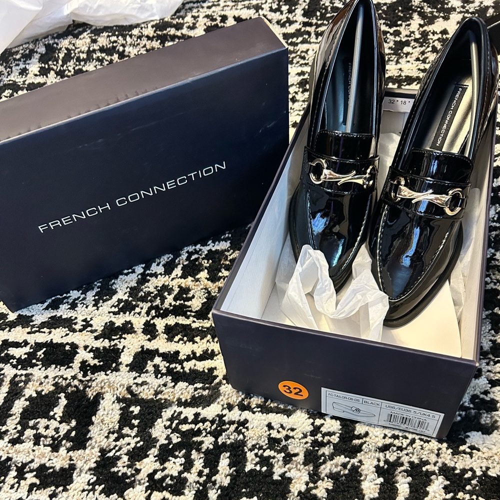 French Connection Glossy Black Loafers size 6 New in Box